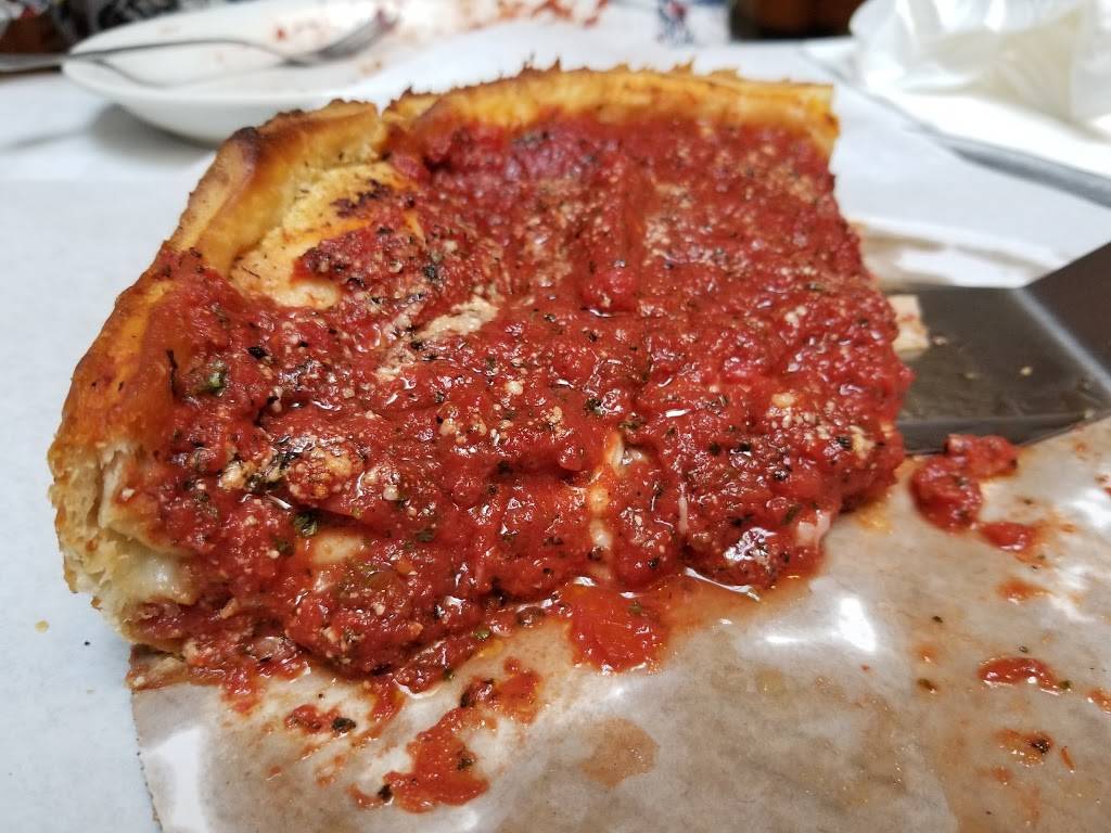 Nancys Pizza | restaurant | 2930 N Broadway, Chicago, IL 60657, USA | 7738831977 OR +1 773-883-1977