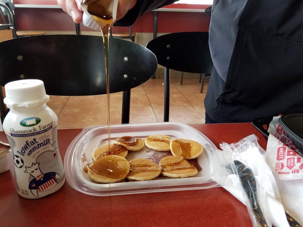 Jack in the Box | restaurant | 645 S Main St, Salinas, CA 93901, USA | 8317586218 OR +1 831-758-6218