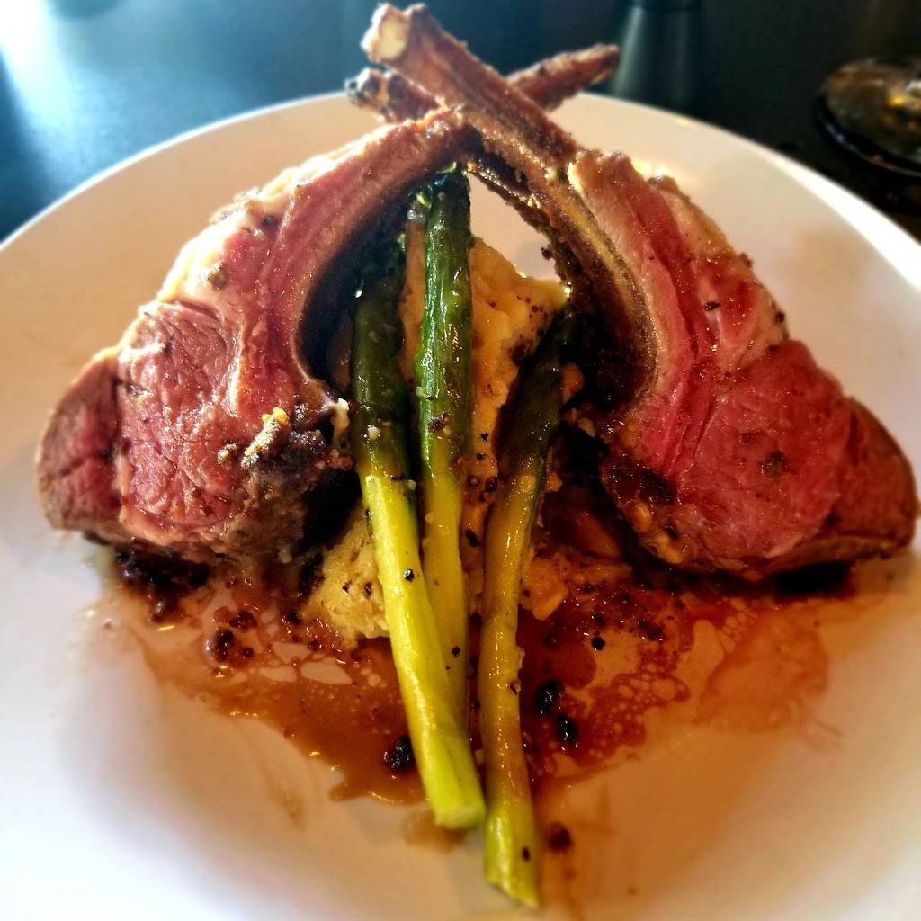 Tempo Urban Bistro | restaurant | 21067 W Main St, Buckeye, AZ 85396, USA | 6235946788 OR +1 623-594-6788