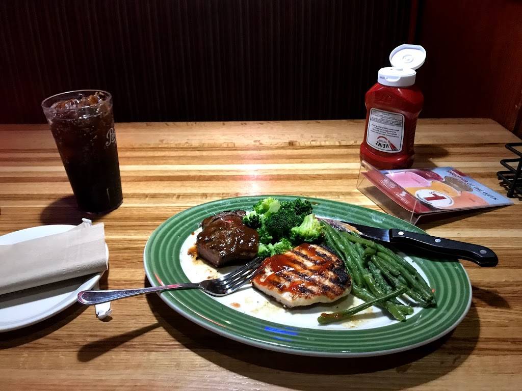 Applebees Grill + Bar | restaurant | 4750-4758 3rd Ave, The Bronx, NY 10458, USA | 3472265120 OR +1 347-226-5120