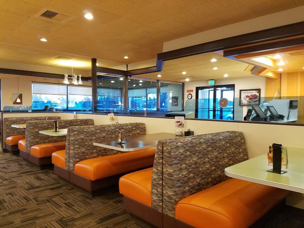 Village Inn | bakery | 3535 S Meridian Ave, Wichita, KS 67217, USA | 3169469000 OR +1 316-946-9000