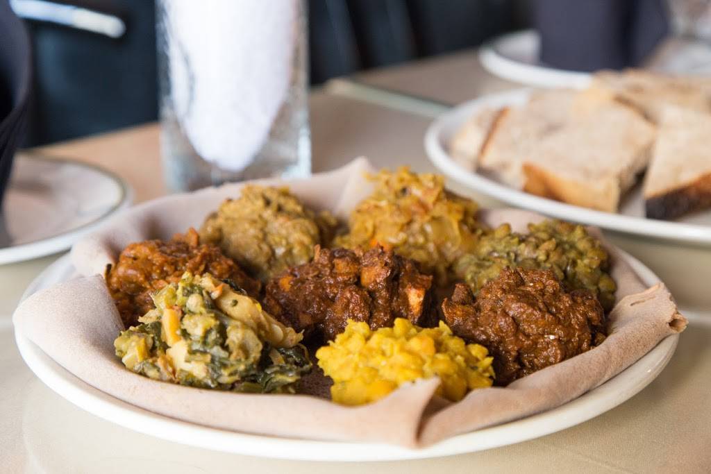 Addis Ababa Restaurant | restaurant | 465 Dundas St, London, ON N6B 1W1, Canada | 5194334222 OR +1 519-433-4222