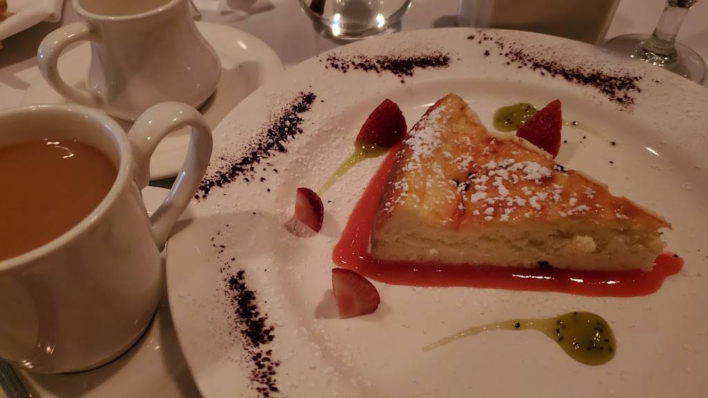 Queen | restaurant | 84 Court St, Brooklyn, NY 11201, USA | 7185965955 OR +1 718-596-5955