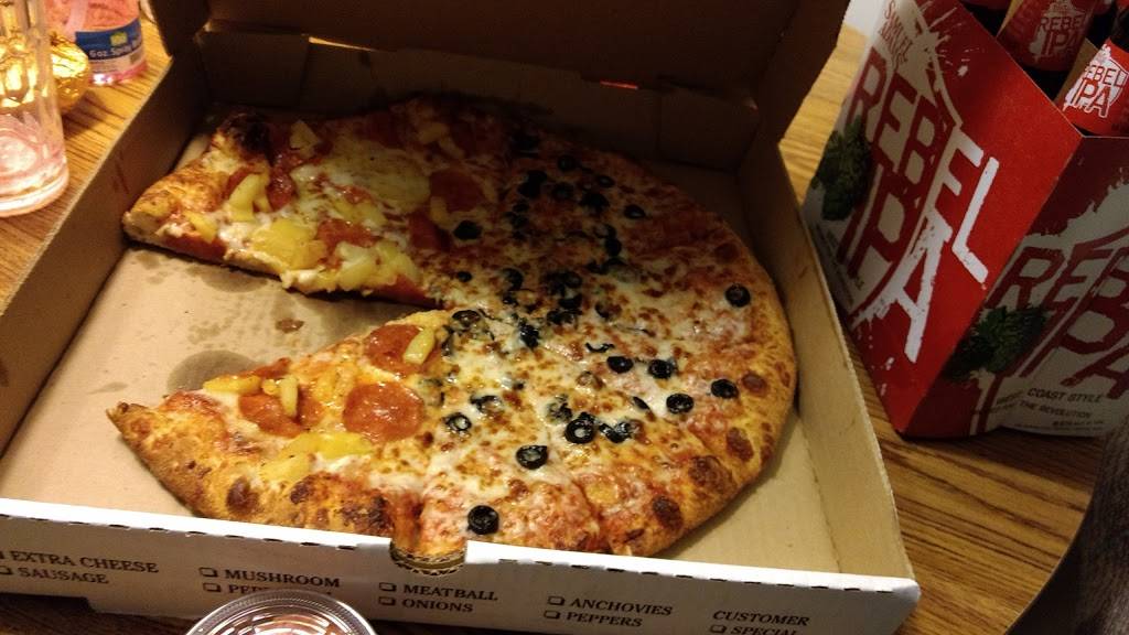 Red Baron Pizza | restaurant | 14519 Main St SUITE C, Hesperia, CA 92345, USA | 7609496190 OR +1 760-949-6190