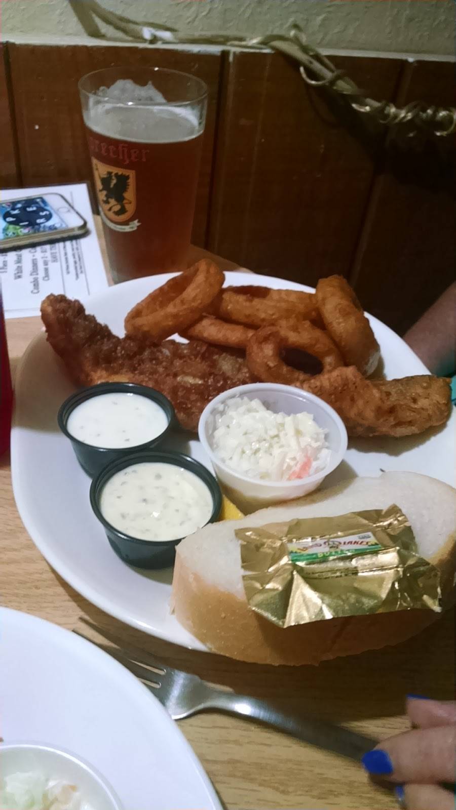 Union Park Tavern | restaurant | 4520 8th Ave, Kenosha, WI 53140, USA | 2626526454 OR +1 262-652-6454