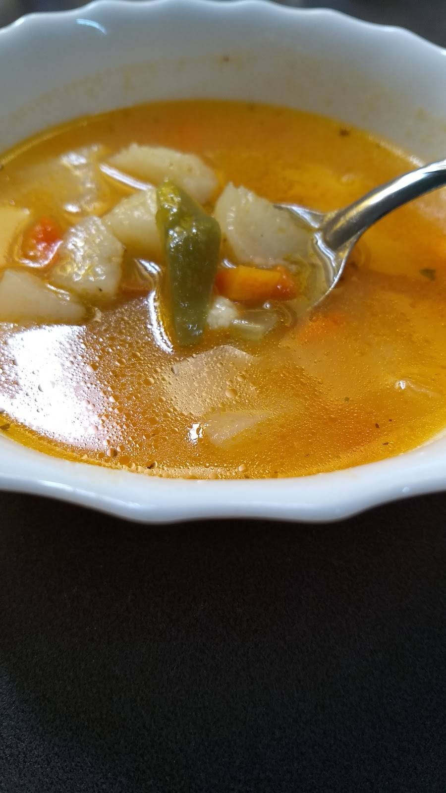 Restaurante El Trebol | restaurant | Centro Comercial Otay, Carretera Aeropuerto 1900, Mesa de Otay, 22390 Tijuana, B.C., Mexico | 016646243599 OR +52 664 624 3599