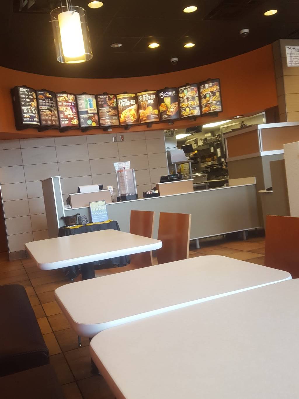 Taco Bell | meal takeaway | 1724 E Main St, Ottawa, OH 45875, USA | 4195231198 OR +1 419-523-1198