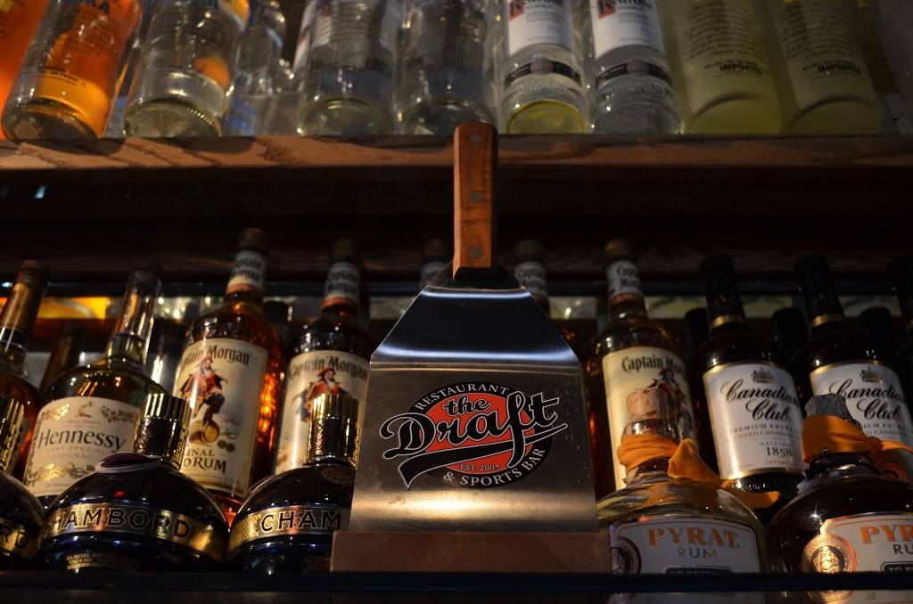 The Draft Restaurant and Sports Bar | restaurant | 4225 Oceanside Blvd, Oceanside, CA 92056, USA | 7606314700 OR +1 760-631-4700