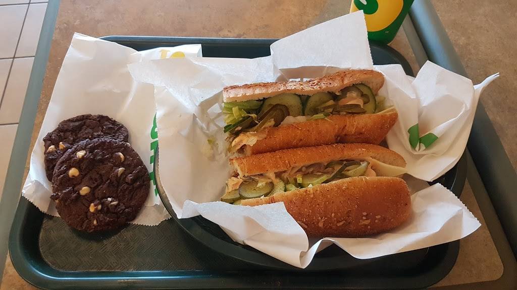 Subway | restaurant | Train Yards Mall, 500 Terminal Ave Unit A06, Ottawa, ON K1G 0Z3, Canada | 6138609600 OR +1 613-860-9600