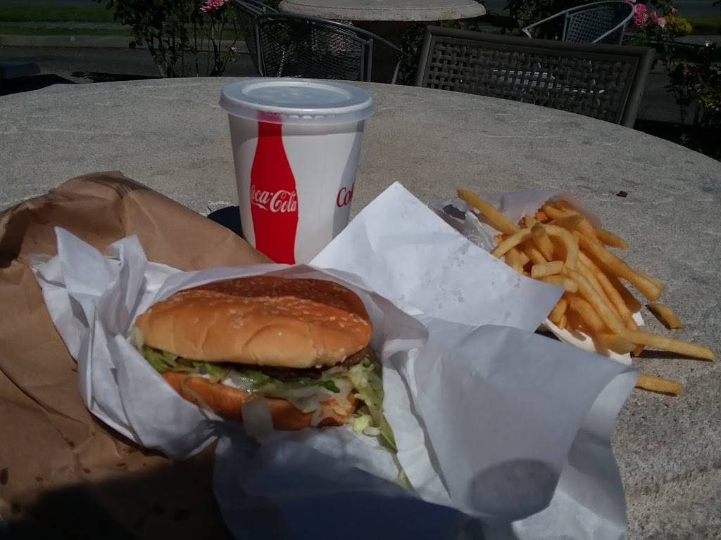 Tootsies | restaurant | 537 W Washington St, Sequim, WA 98382, USA | 3606839524 OR +1 360-683-9524