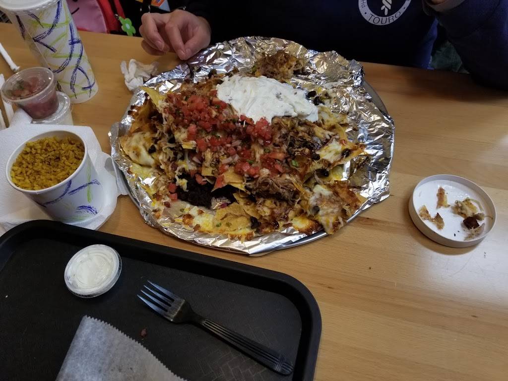 Avocados Bohemia NY Mexican-American Grill | restaurant | 1360 Lakeland Ave, Bohemia, NY 11716, USA | 6317503820 OR +1 631-750-3820