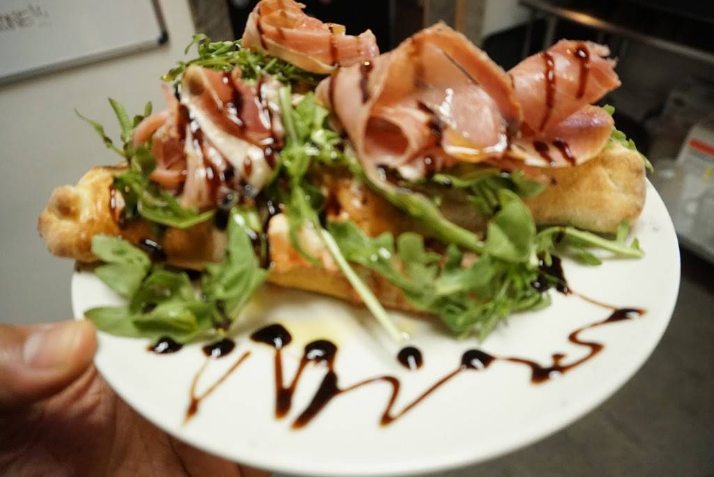 Hard Knox Pizzeria Bearden | restaurant | 4437 Kingston Pike, Knoxville, TN 37919, USA | 8656022114 OR +1 865-602-2114