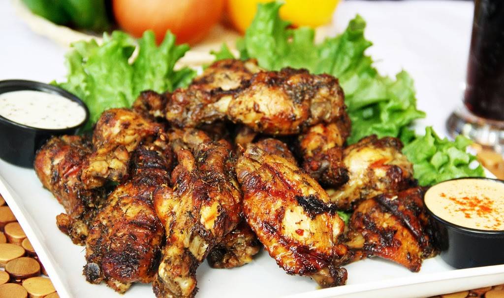 Carolina Kitchen Bar & Grill | restaurant | 6501 America Blvd, Hyattsville, MD 20782, USA | 3019272929 OR +1 301-927-2929