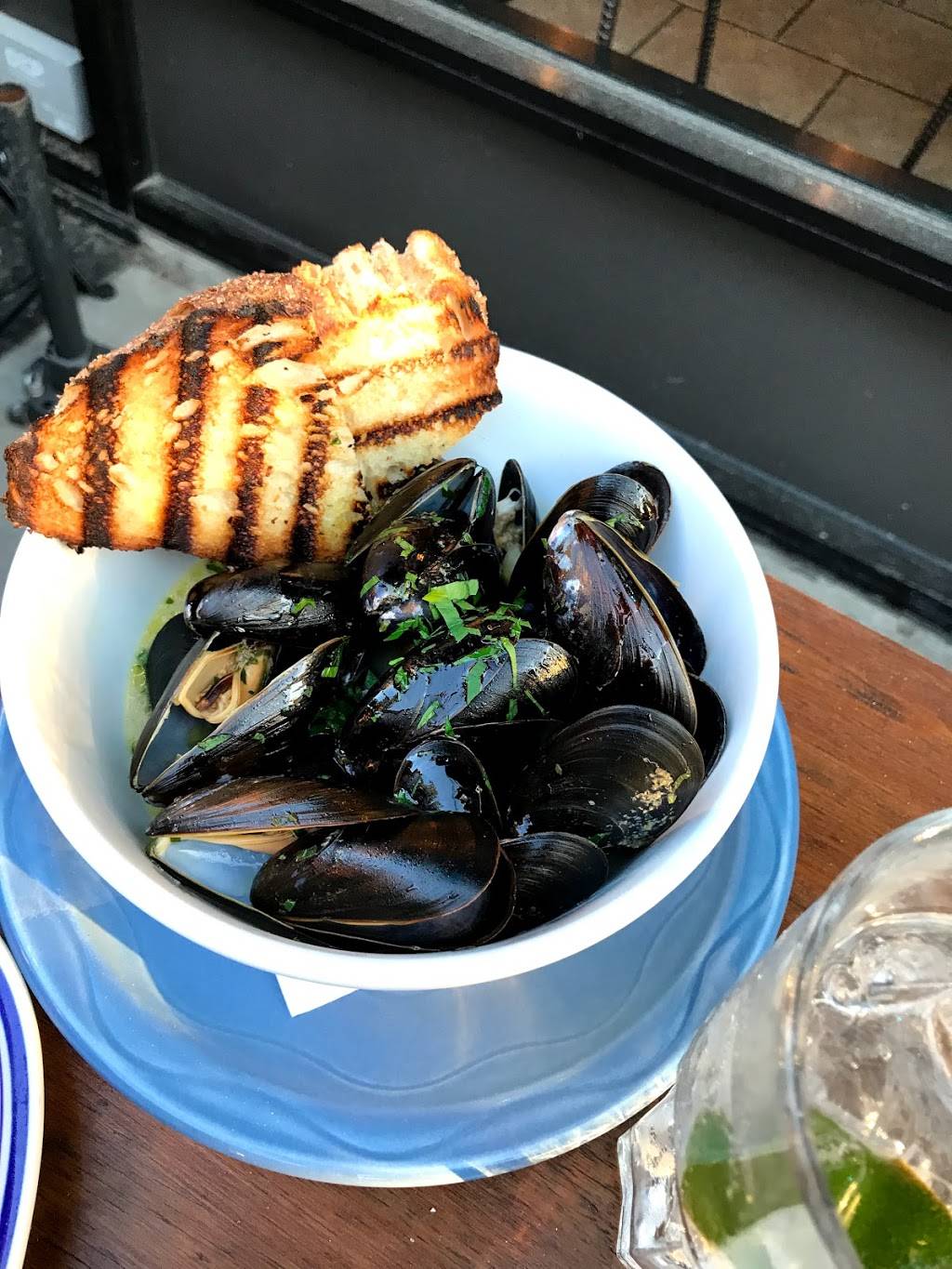 Porto Salvo | restaurant | 424 E 161st St, Bronx, NY 10451, USA | 9293767866 OR +1 929-376-7866