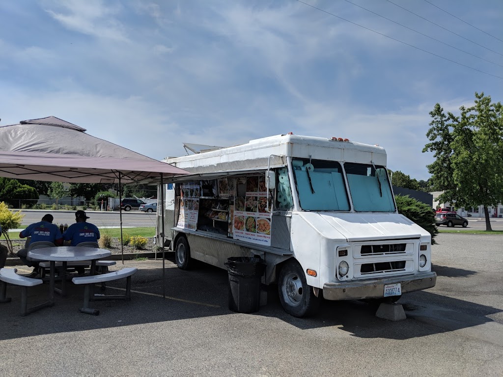 Joses Taco Truck | restaurant | 3680 W Van Giesen St, West Richland, WA 99353, USA | 5094383055 OR +1 509-438-3055