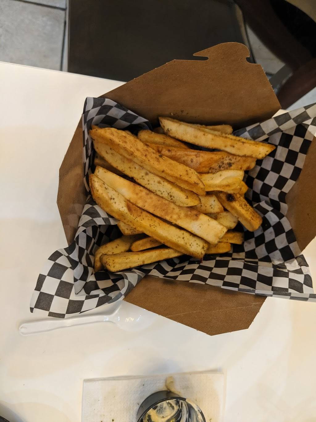 Urban Falafel | restaurant | 850 Sheppard Ave W, North York, ON M3H 2T5, Canada | 6473514702 OR +1 647-351-4702