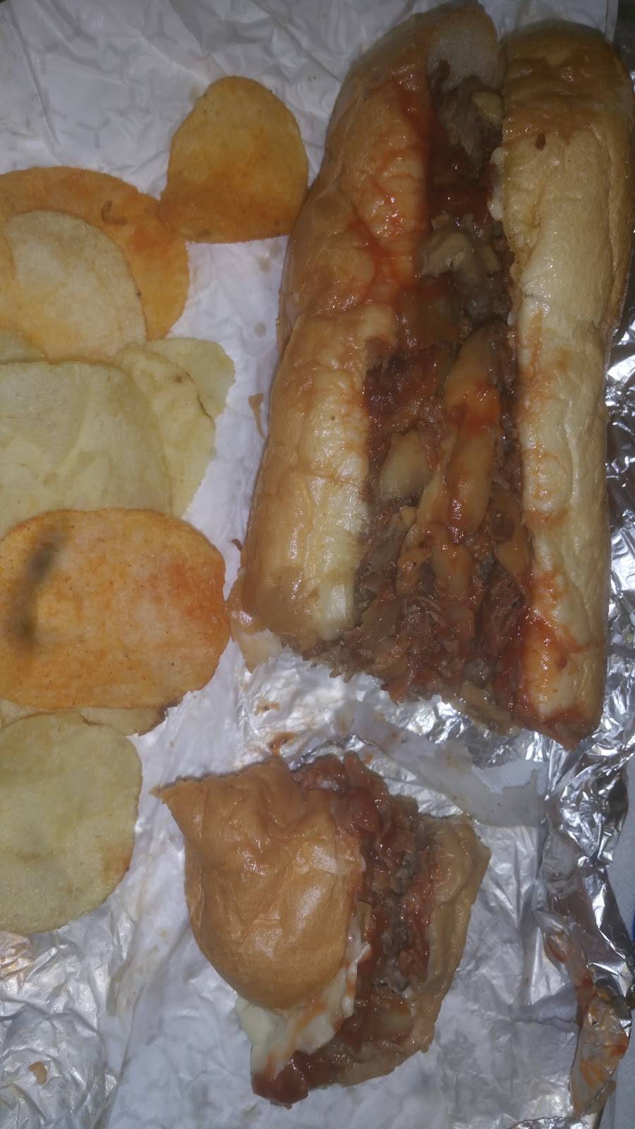 Chester Family Pizza | restaurant | 5504 Chester Ave, Philadelphia, PA 19143, USA | 2157270441 OR +1 215-727-0441