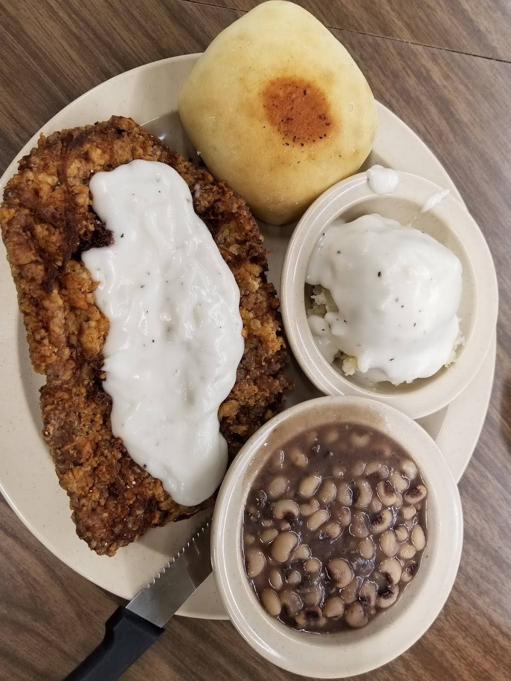 Taylors Market and Grub Shack | restaurant | 2631 US-79, Henderson, TX 75652, USA | 9037222255 OR +1 903-722-2255