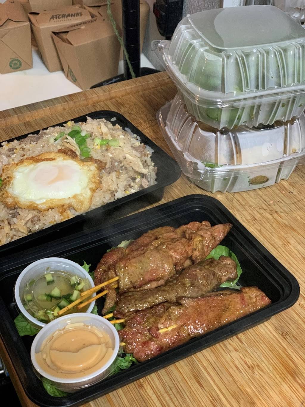 Atchanas Homegrown Thai | restaurant | 3194 Commodore Plaza, Miami, FL 33133, USA | 3057740404 OR +1 305-774-0404