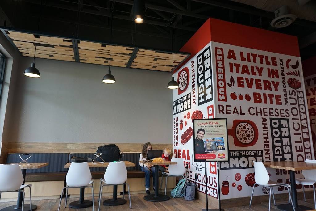 Marcos Pizza | restaurant | 3220 Teasley Ln #108, Denton, TX 76210, USA | 9403040040 OR +1 940-304-0040