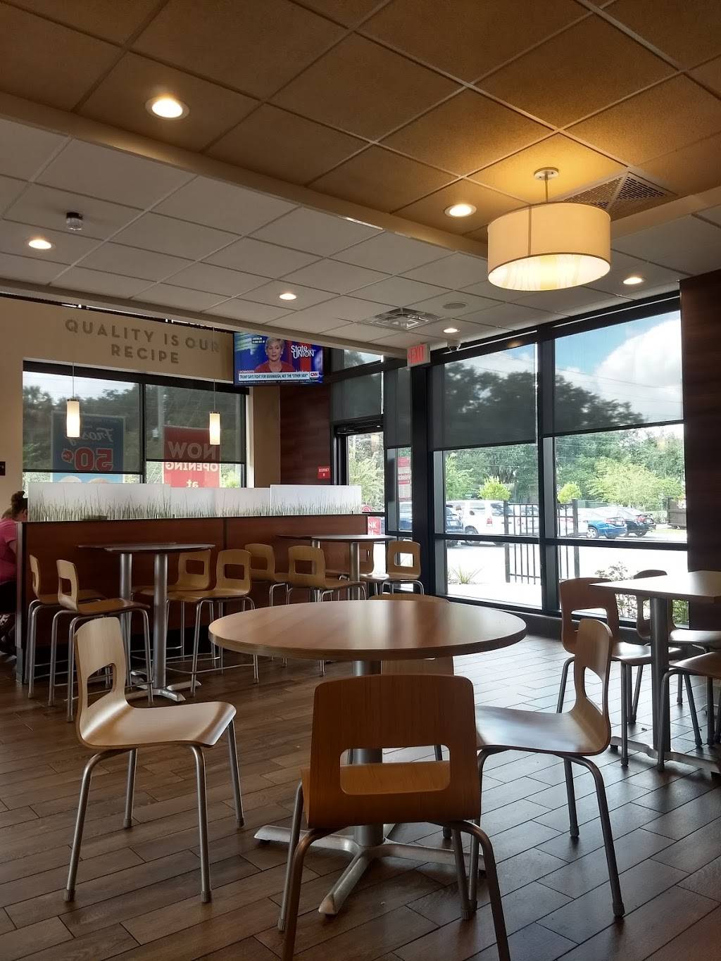 Wendys | restaurant | 2110 Bloomingdale Ave, Valrico, FL 33596, USA | 8135715667 OR +1 813-571-5667