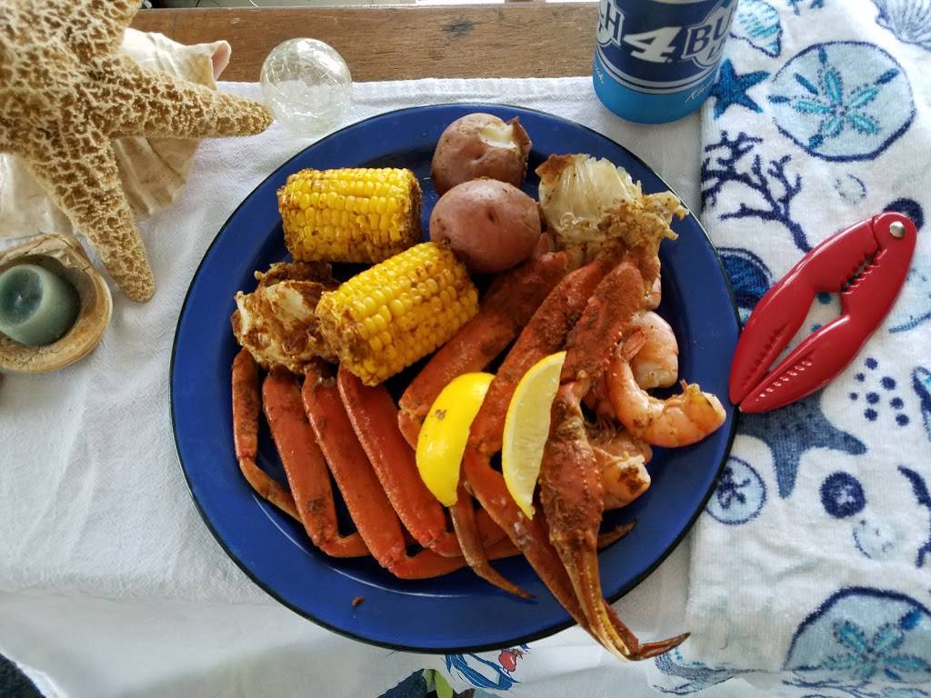 Topsail Steamer | restaurant | 303 S Topsail Dr, Surf City, NC 28445, USA | 9103282645 OR +1 910-328-2645