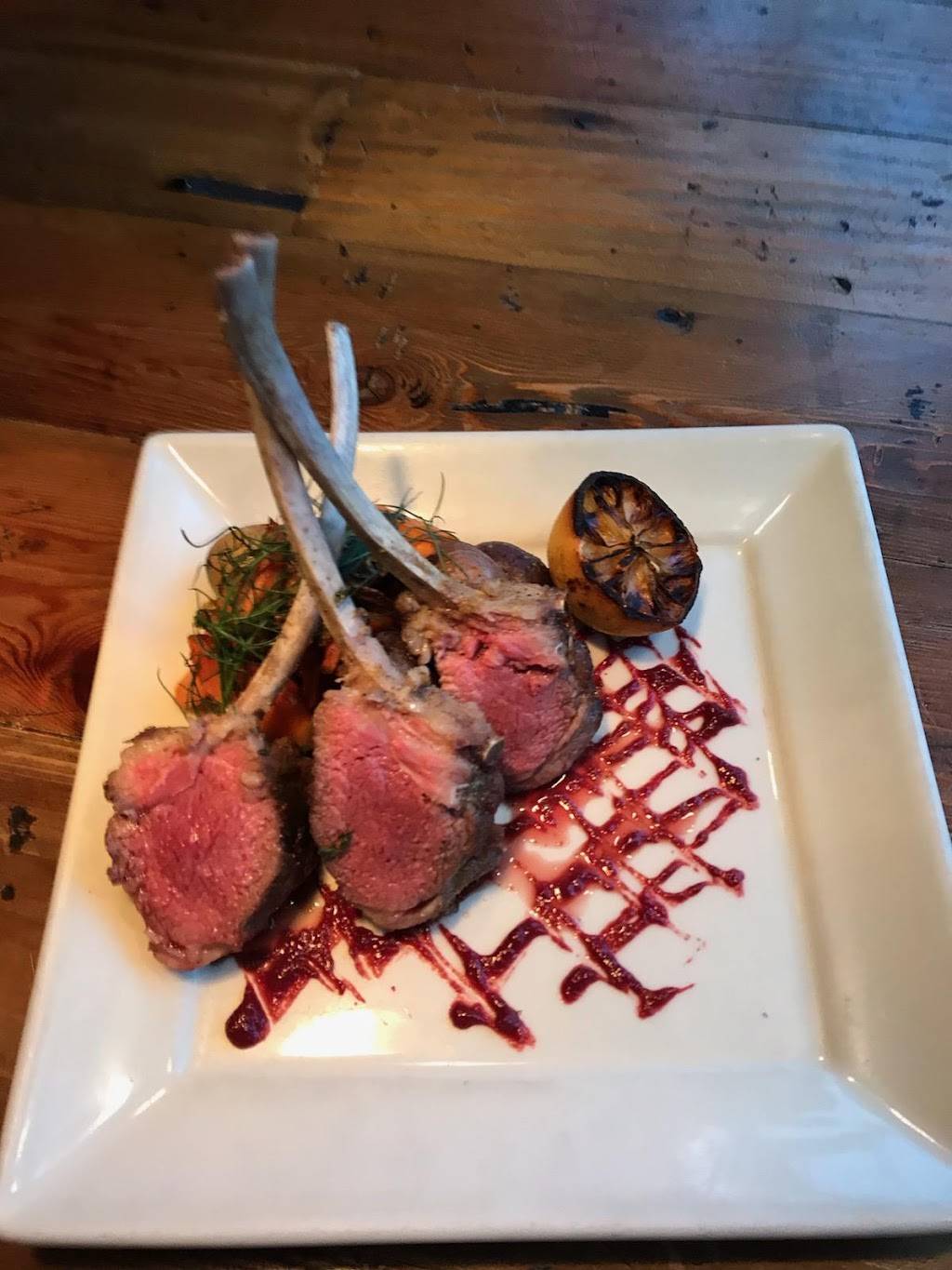 C Bar | restaurant | 2880 SE Gladstone St, Portland, OR 97202, USA | 5032308808 OR +1 503-230-8808