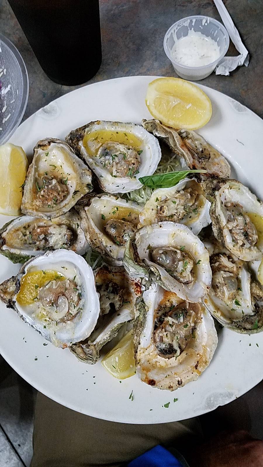 Charlies Restaurant-Catering | restaurant | 6129 E St Bernard Hwy, Violet, LA 70092, USA | 5046829057 OR +1 504-682-9057