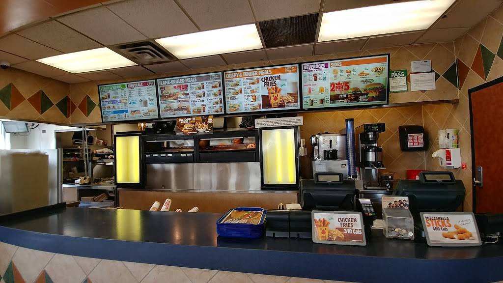 Burger King | restaurant | 1560 The Queensway, Etobicoke, ON M8Z 1T5, Canada | 4162018239 OR +1 416-201-8239