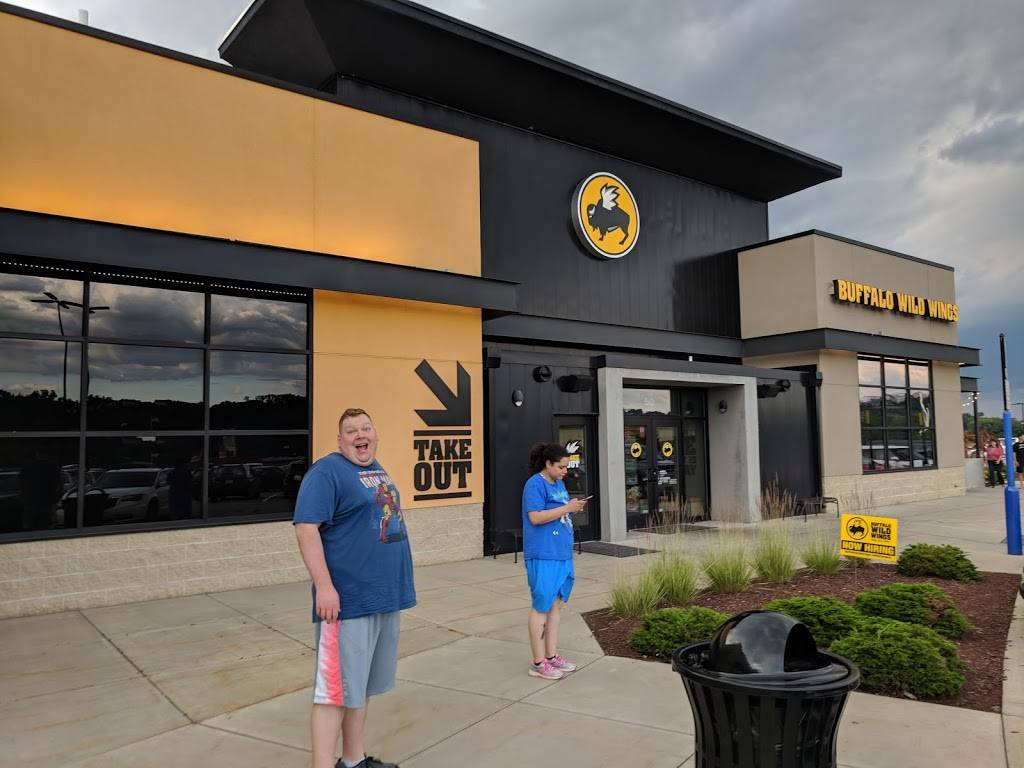 Buffalo Wild Wings | meal takeaway | 50 Old Mill Blvd, Washington, PA 15301, USA | 7242251201 OR +1 724-225-1201