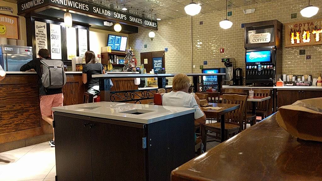 Potbelly Sandwich Shop | restaurant | Near Gate B2, McNamara Terminal, Worldgateway Pl, Detroit, MI 48242, USA | 7349413488 OR +1 734-941-3488