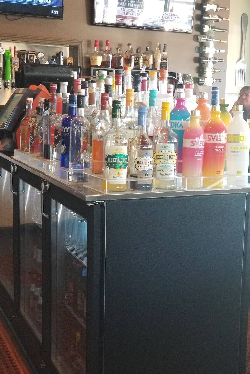 Peterlins | restaurant | 22004 Farmington Rd, Farmington, MI 48336, USA | 2484268822 OR +1 248-426-8822