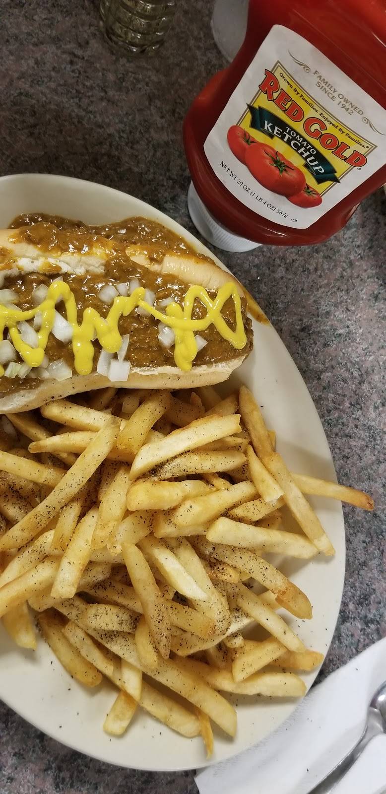 Colombos Coney Island Restaurant | restaurant | 5414 Vernor Hwy, Detroit, MI 48209, USA | 3138490995 OR +1 313-849-0995