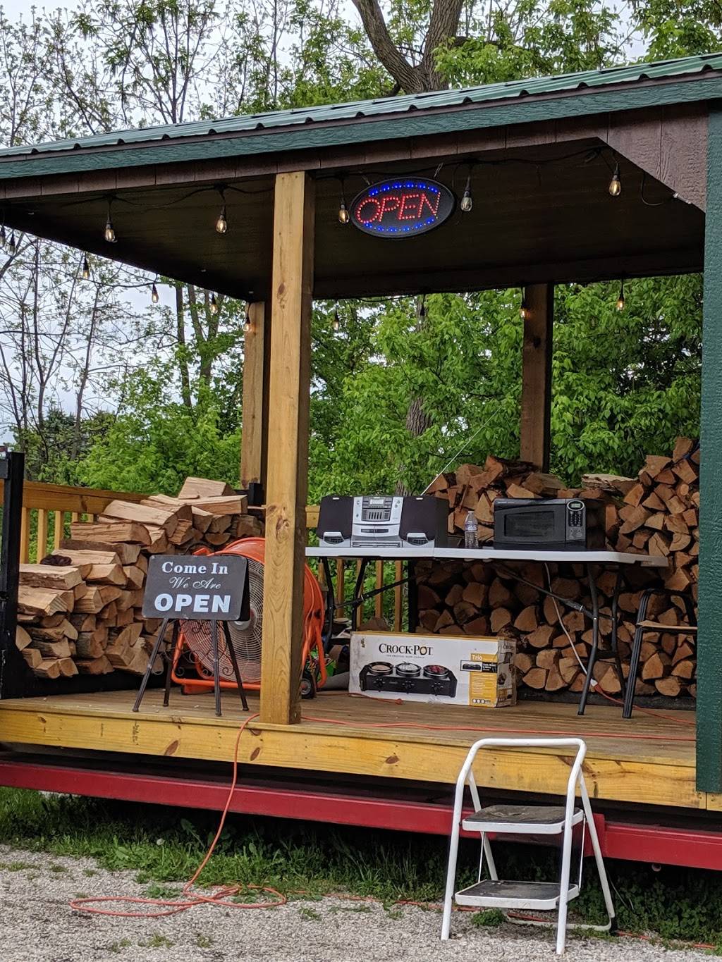 Papa Joes Hometown BBQ | restaurant | 66 S Main St, Pataskala, OH 43062, USA | 7409194201 OR +1 740-919-4201