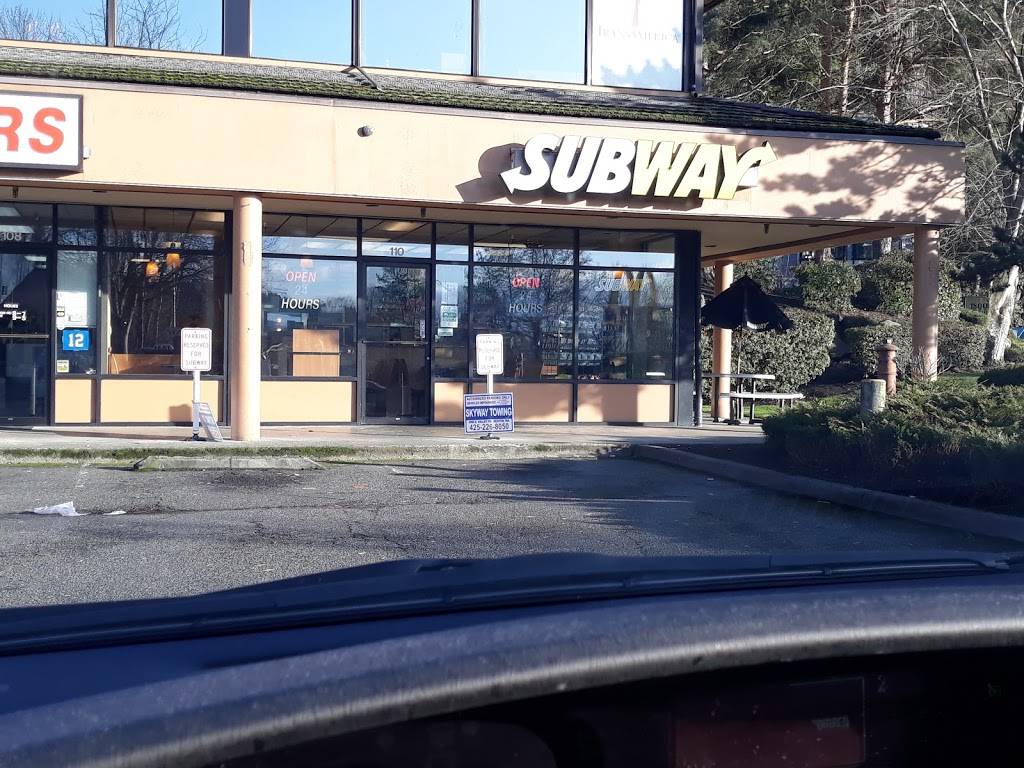 Subway | meal takeaway | 1800 NE 44th St Suite 110, Renton, WA 98056, USA | 4252820800 OR +1 425-282-0800