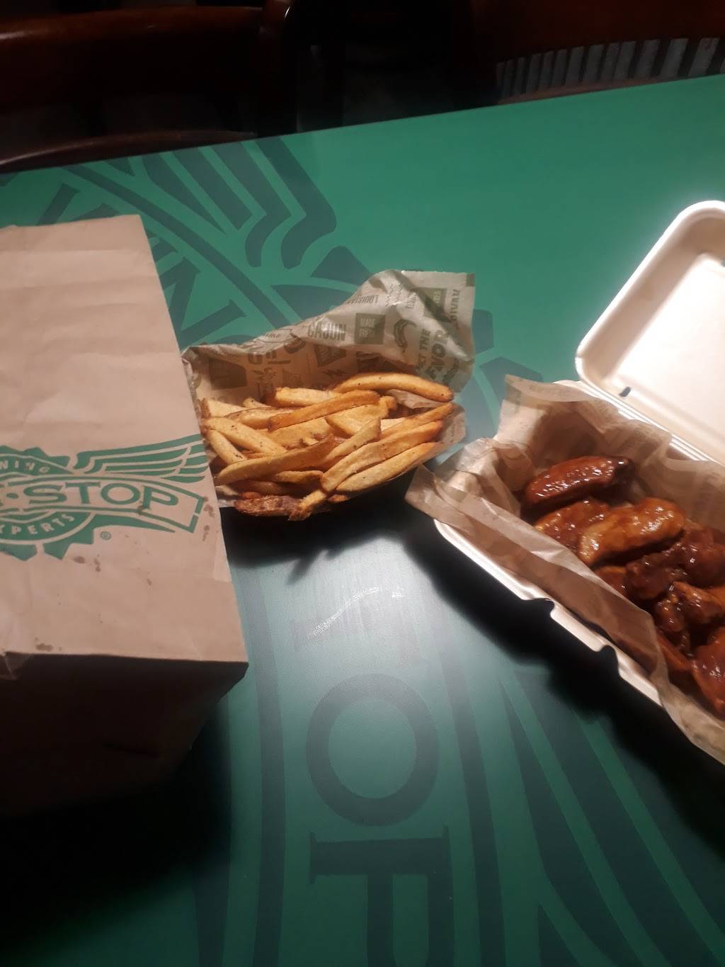 Wingstop | restaurant | 847 Hamilton Crossing, Antioch, TN 37013, USA | 6153613525 OR +1 615-361-3525