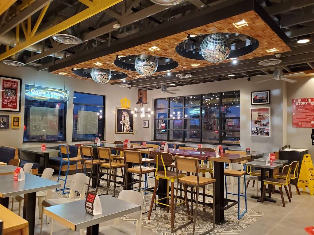 Raising Canes Chicken Fingers | meal takeaway | 10950 Louetta Rd, Houston, TX 77070, USA | 2812510668 OR +1 281-251-0668