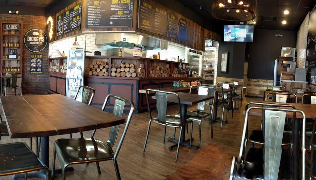 Dickeys Barbecue Pit | restaurant | 9440 Shady Dr, Houston, TX 77016, USA | 7139991858 OR +1 713-999-1858