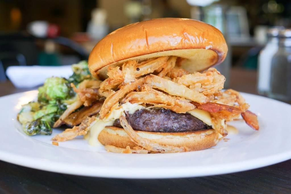 Dakota 94 | restaurant | 5304 W Devon Ave, Chicago, IL 60646, USA | 7738676494 OR +1 773-867-6494