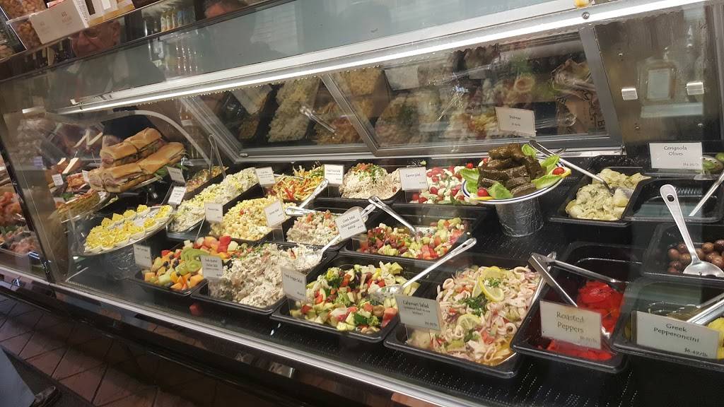 Lucca Delicatessen | restaurant | 2120 Chestnut St, San Francisco, CA 94123, USA | 4159217873 OR +1 415-921-7873