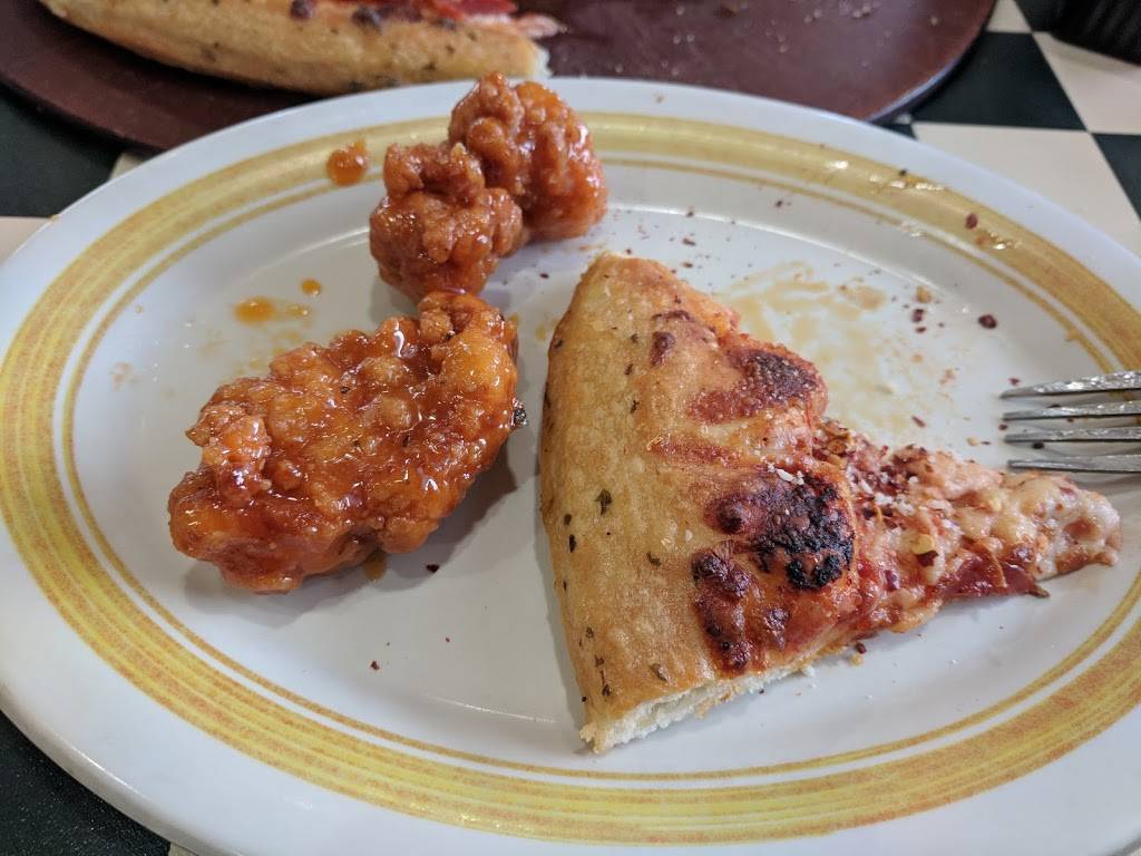 Pizza Hut | meal takeaway | 3045 Carpenter Rd, Ypsilanti, MI 48197, USA | 7349716500 OR +1 734-971-6500