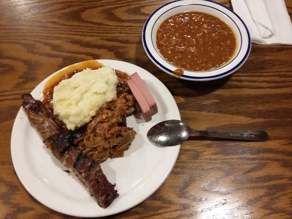 Hickory House BBQ | restaurant | 626 N Mission St, Sapulpa, OK 74066, USA | 9182247830 OR +1 918-224-7830
