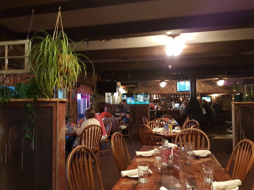 Pug Ryans Brewery | restaurant | 104 Village Pl, Dillon, CO 80435, USA | 9704682145 OR +1 970-468-2145