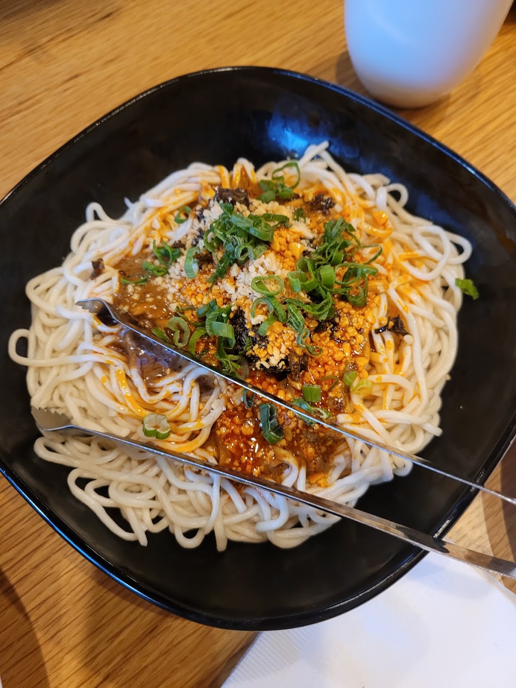 Shanghai Eats | restaurant | 4410 Kissena Blvd, Queens, NY 11355, USA | 7187990955 OR +1 718-799-0955