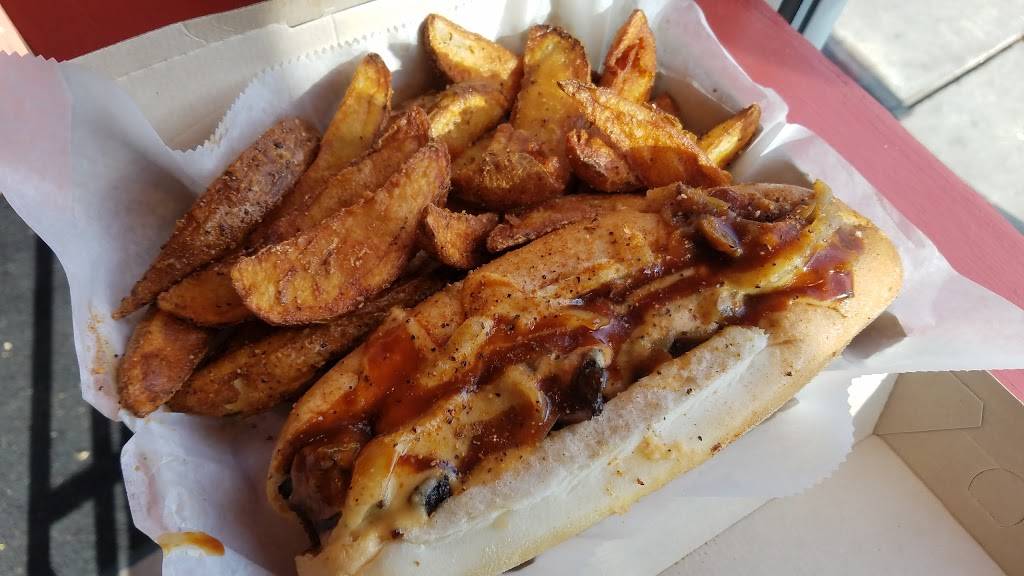 Dekes Carry Out & Catering | restaurant | 4901 Ridge Ave, Philadelphia, PA 19128, USA | 2155887427 OR +1 215-588-7427