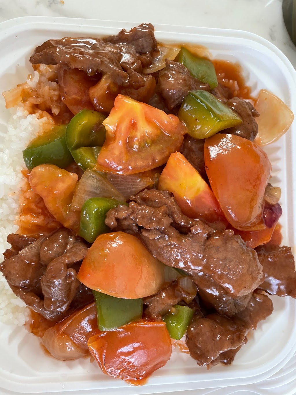 B&W Kitchen | restaurant | 958 Geneva Ave, San Francisco, CA 94112, USA | 4158255511 OR +1 415-825-5511