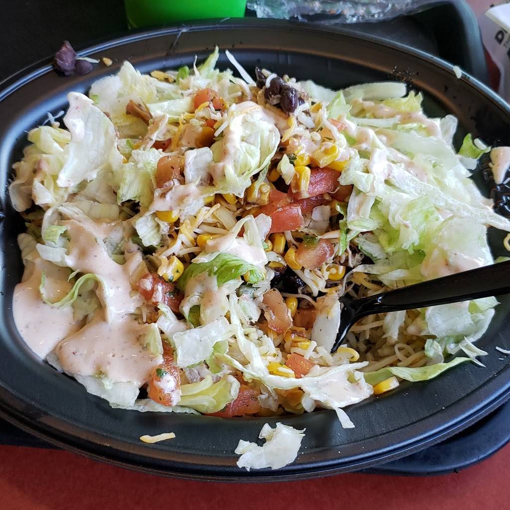 Moes Southwest Grill | restaurant | 530 Centerville Rd, Lancaster, PA 17601, USA | 7176188281 OR +1 717-618-8281