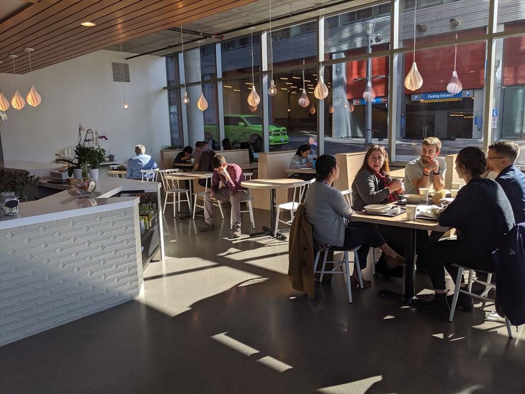 Olia Poke & Tea | restaurant | 2720 SW Moody Ave, Portland, OR 97201, USA | 9718086458 OR +1 971-808-6458