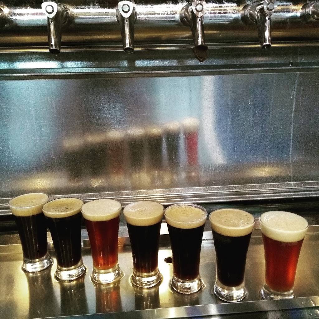 Guidon Brewing Company | restaurant | 415 8th Ave E, Hendersonville, NC 28792, USA | 8285957976 OR +1 828-595-7976