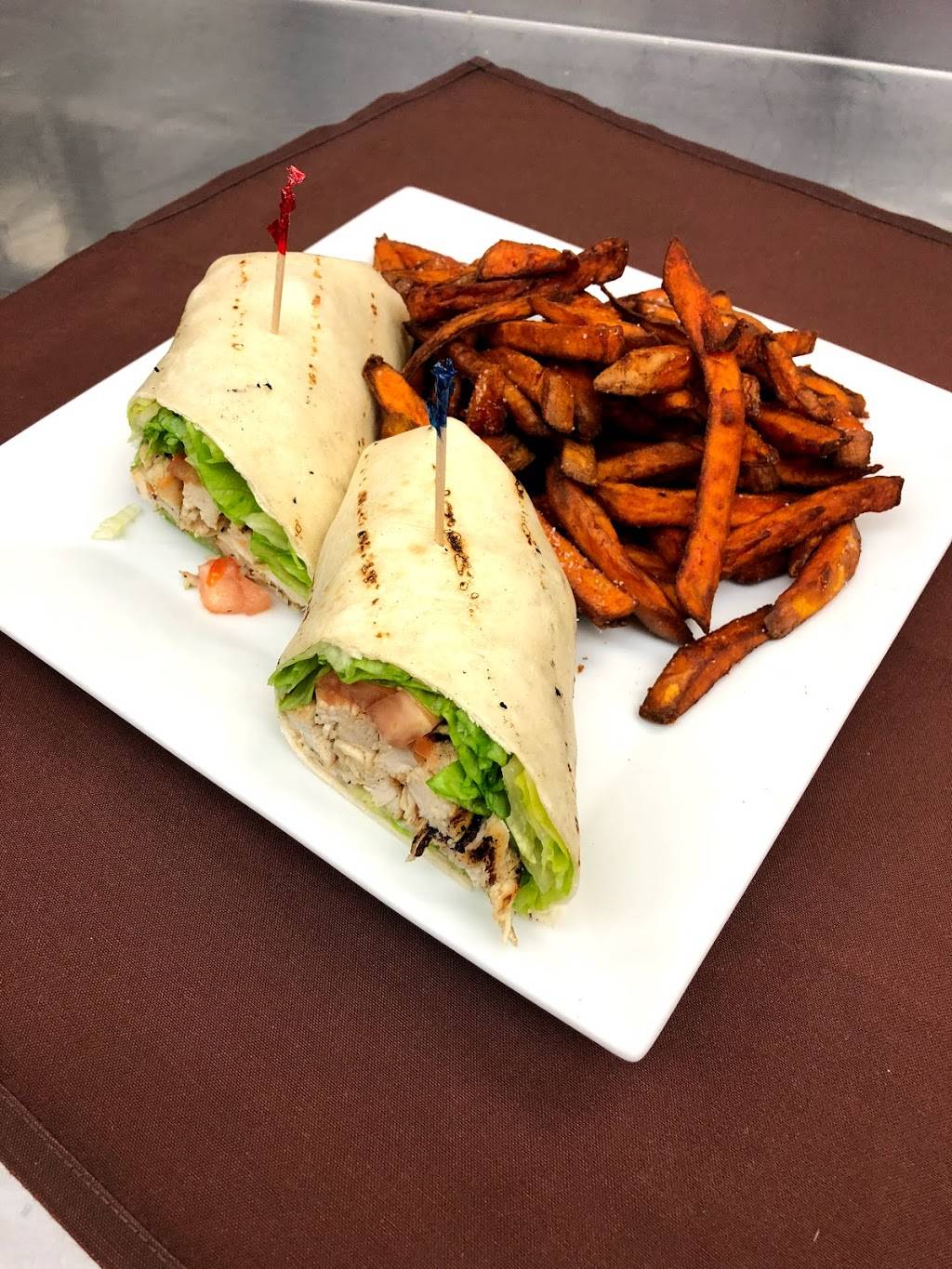 Rockland Bar & Grill | restaurant | 323 Union St, Rockland, MA 02370, USA | 7813473945 OR +1 781-347-3945